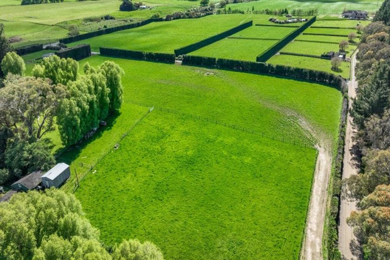 Photo of property in 1678 Kimbolton Road, Cheltenham, Feilding, 4777