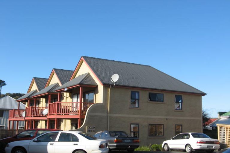 Photo of property in 10 Moat Street, North Dunedin, Dunedin, 9016