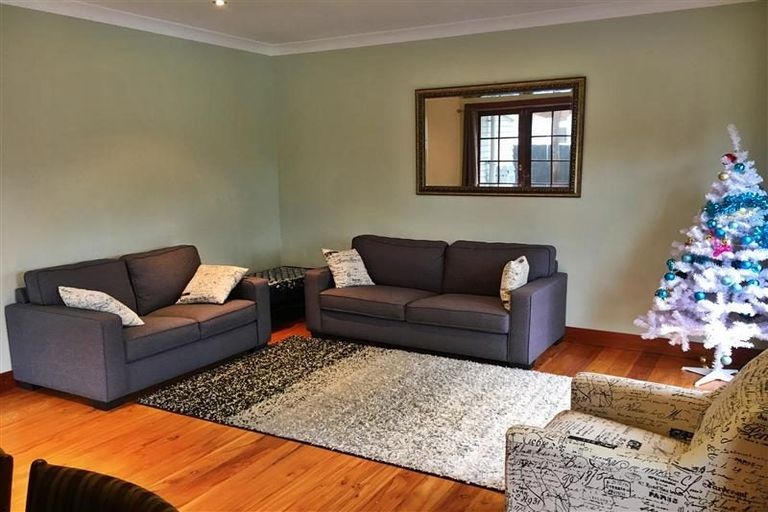 Photo of property in 44 Birdwood Road, Waterloo, Lower Hutt, 5011