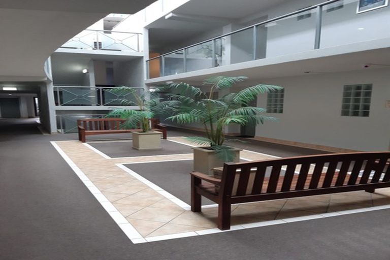 Photo of property in 2/281 Maunganui Road, Mount Maunganui, 3116