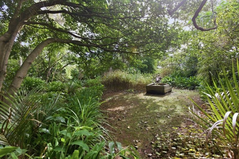Photo of property in 7 Seymour Street, Waitara, 4320