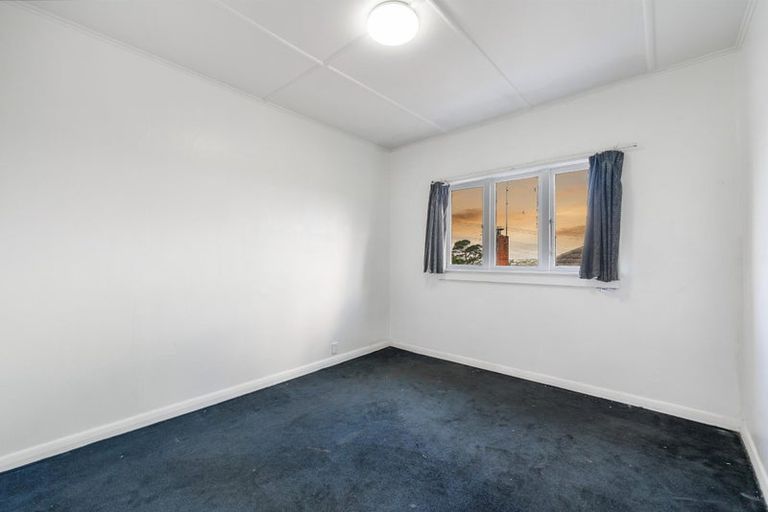 Photo of property in 72 Don Buck Road, Massey, Auckland, 0614