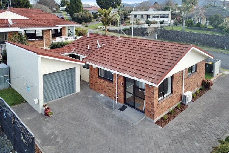 Photo of property in 54a Oxford Street, Te Puke, 3119