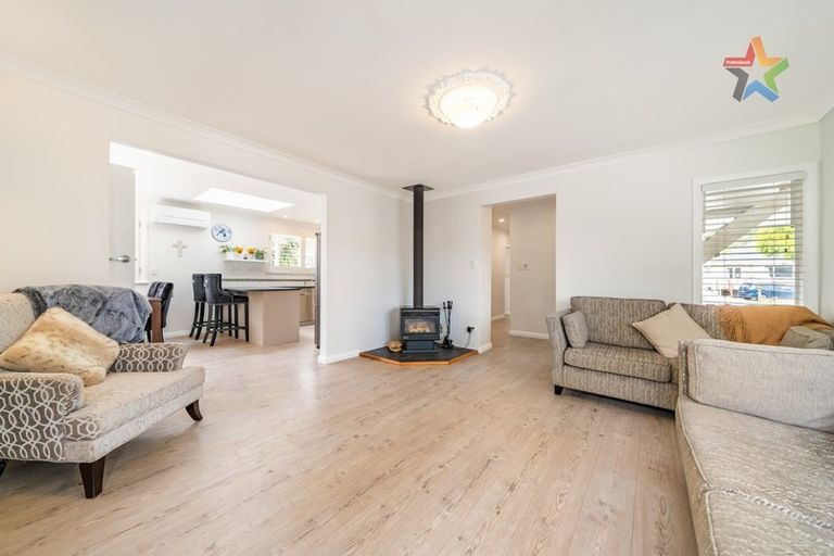 Photo of property in 19 Poole Crescent, Wainuiomata, Lower Hutt, 5014