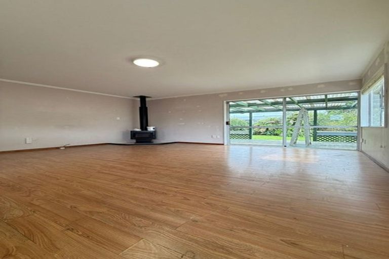 Photo of property in 2/114 Clevedon Road, Papakura, 2110