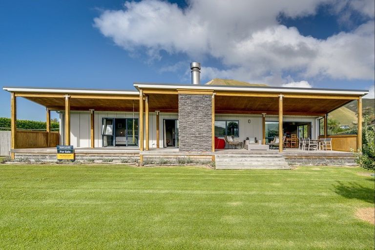 Photo of property in 43 Shoal Beach Road, Aramoana, Waipawa, 4271