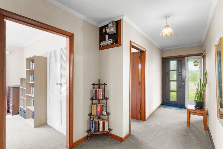 Photo of property in 120 Springs Road, Hornby, Christchurch, 8042