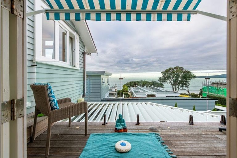 Photo of property in 33 Ewen Street, Hauraki, Auckland, 0622