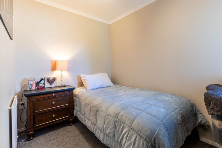 Photo of property in 63 Burgoyne Street, Woodville, 4920