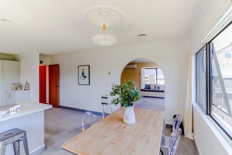 Photo of property in 87a Meeanee Road, Taradale, Napier, 4112