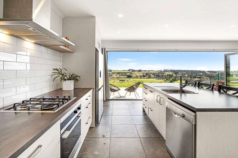 Photo of property in 34 Varsity Heights, Fitzherbert, Palmerston North, 4410