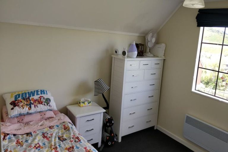 Photo of property in 17 Mallard Grove, Churton Park, Wellington, 6037