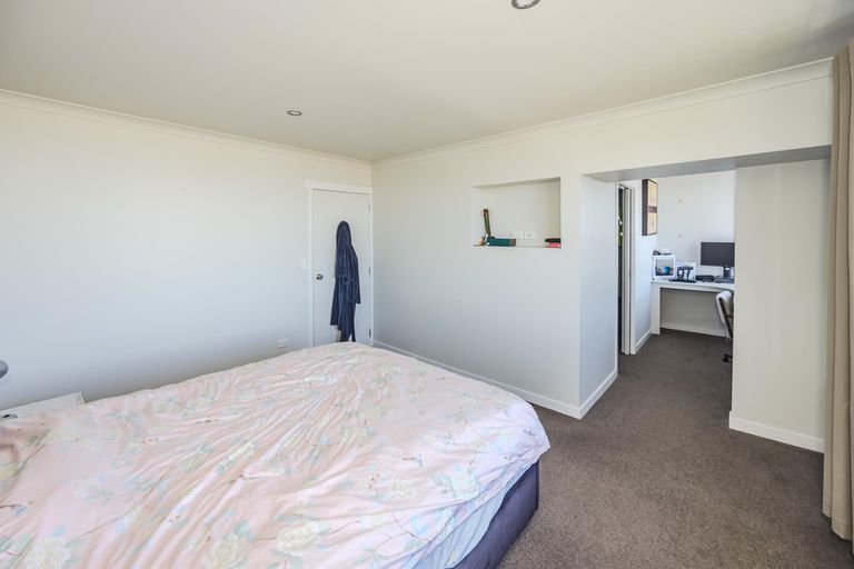 Photo of property in 16 Tay Street, Oamaru North, Oamaru, 9400