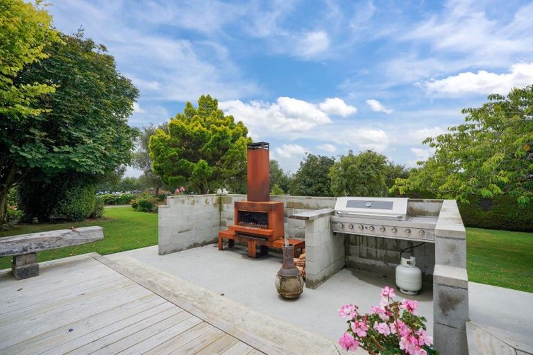 Photo of property in 224 Mill Road South, Seaward Bush, Invercargill, 9871