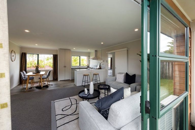 Photo of property in 43a Sheridan Street, Silverdale, Hamilton, 3216
