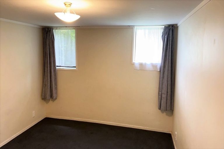 Photo of property in 194 Don Buck Road, Massey, Auckland, 0614