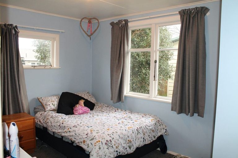 Photo of property in 12 Iorns Street, Masterton, 5810
