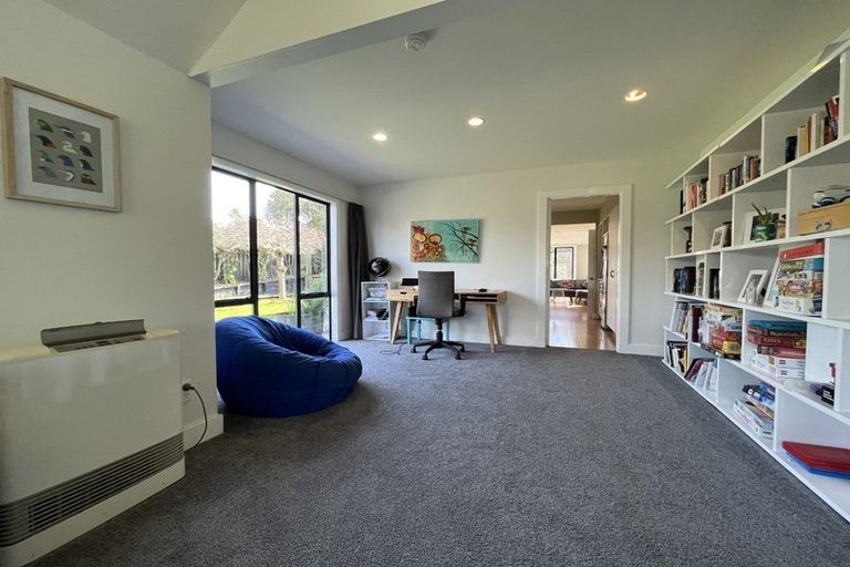 Photo of property in 66 Joseph Banks Drive, Whitby, Porirua, 5024