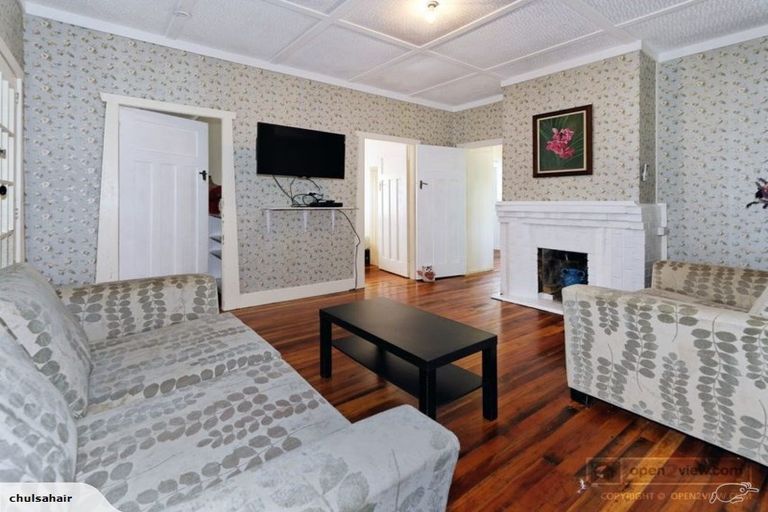 Photo of property in 52 Newington Road, Henderson, Auckland, 0612