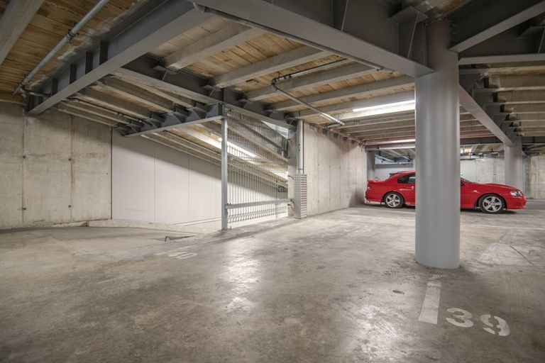 Photo of property in Pinnacle On Victoria, 160 Victoria Street, Te Aro, Wellington, 6011