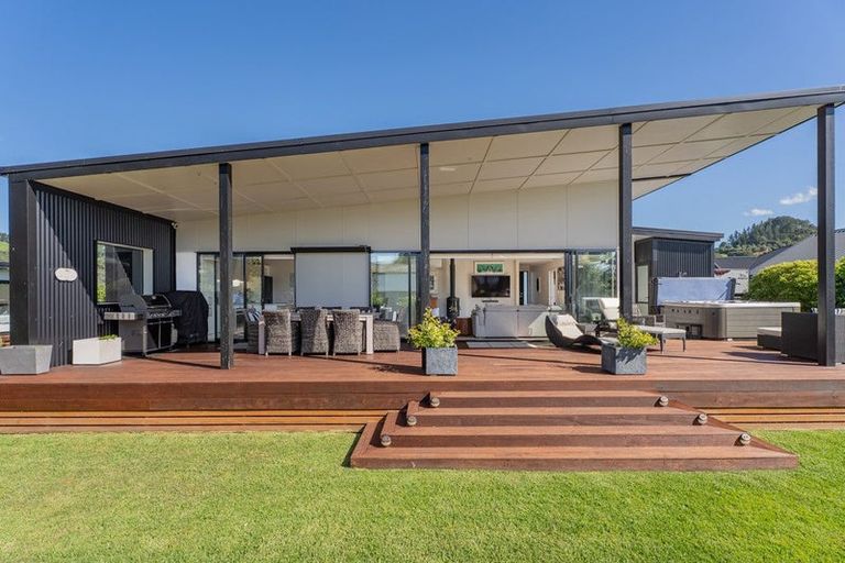 Photo of property in 10 Voyager Place, Cooks Beach, Whitianga, 3591