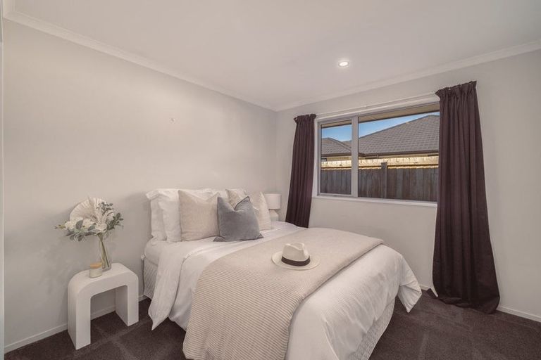 Photo of property in 15 Fairbairn Road, Rolleston, 7614