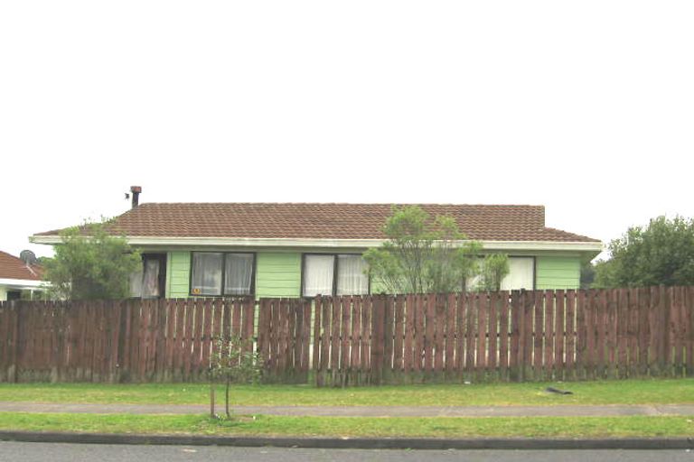 Photo of property in 1/78 Luanda Drive, Ranui, Auckland, 0612