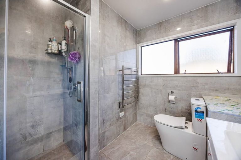 Photo of property in 2/10 Airfield Road, Takanini, 2112