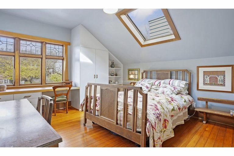 Photo of property in 182 Fendalton Road, Fendalton, Christchurch, 8052