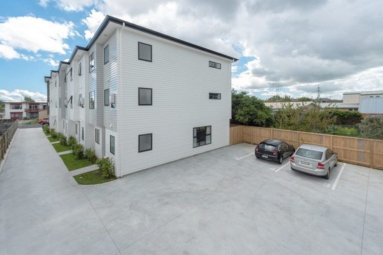 Photo of property in 16u4 May Street, Hamilton East, Hamilton, 3216