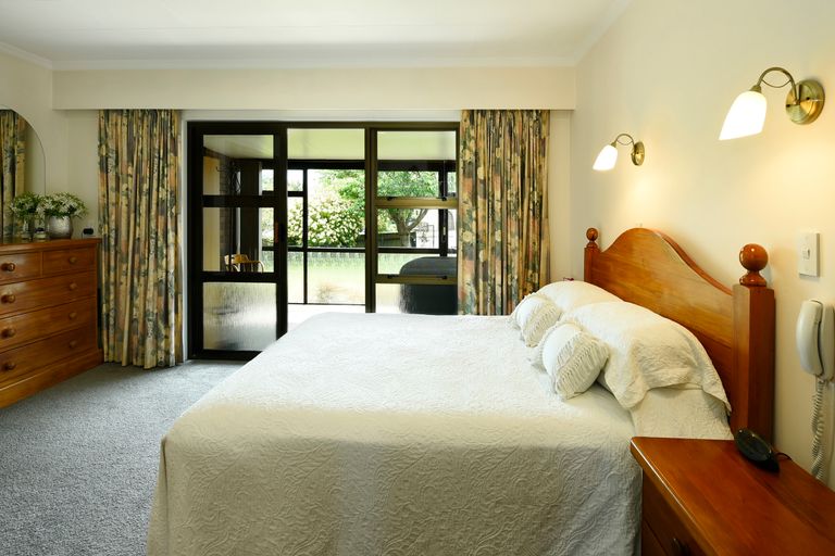 Photo of property in 6 James Place, Richmond, 7020