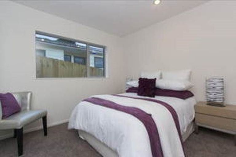 Photo of property in 20a Northall Road, New Lynn, Auckland, 0600