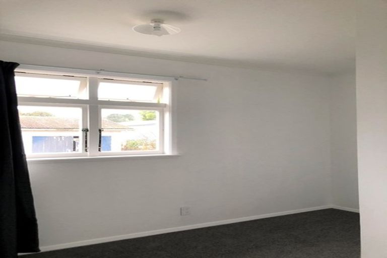 Photo of property in 18 Dudley Street, Levin, 5510