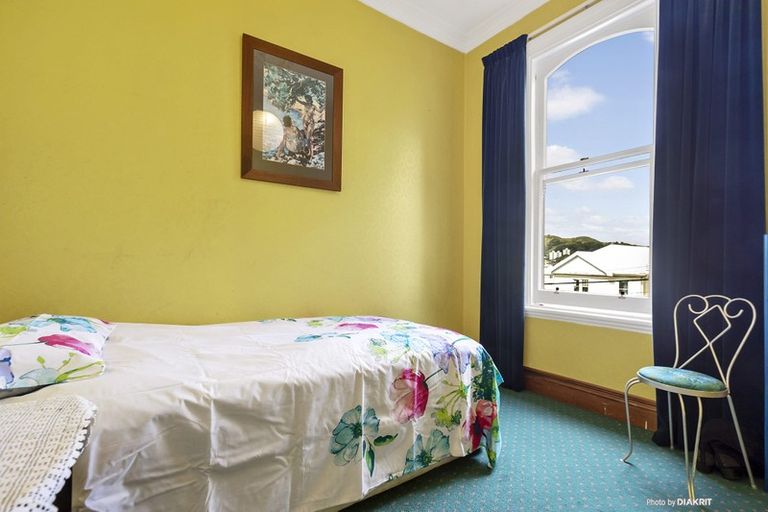 Photo of property in 18 Hall Street, Newtown, Wellington, 6021