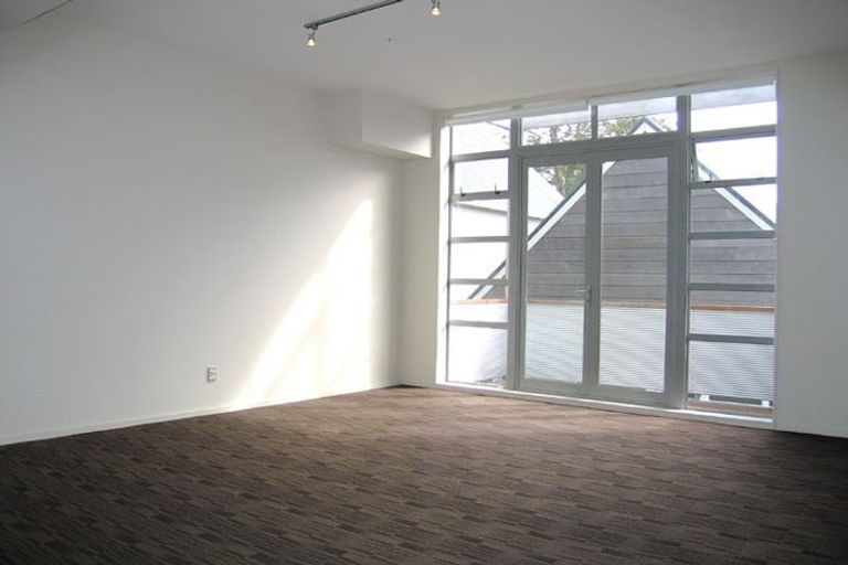 Photo of property in Vespa Apartments, 404/20 Hanson Street, Mount Cook, Wellington, 6021