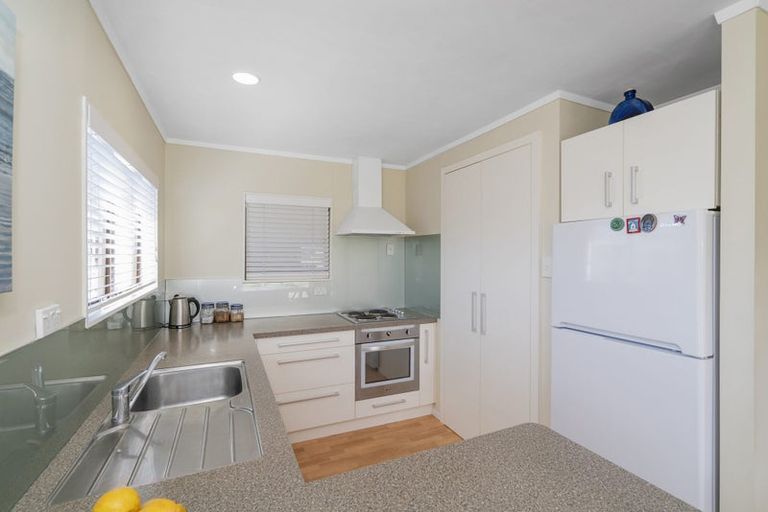 Photo of property in 28 Nicholas Avenue, Whitianga, 3510