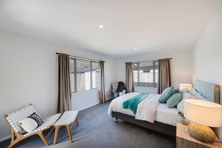 Photo of property in 8b Judge And Jury Drive, Lake Hayes, Queenstown, 9304