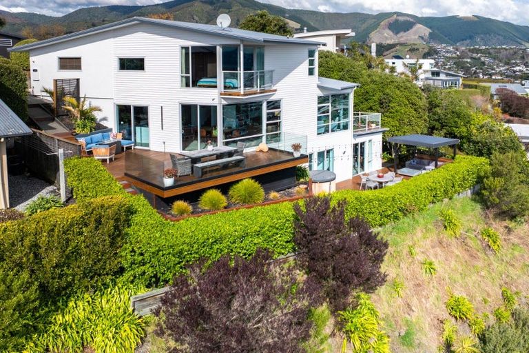 Photo of property in 3 Zeehaen Place, Britannia Heights, Nelson, 7010
