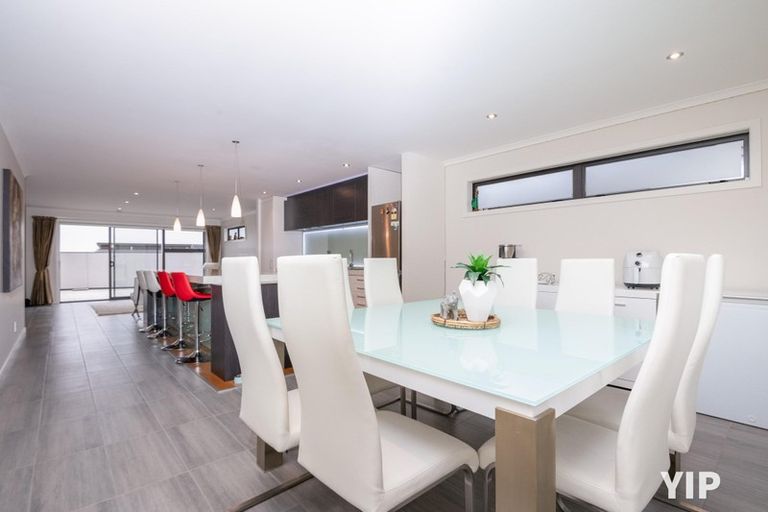 Photo of property in 21 Comber Place, Johnsonville, Wellington, 6037