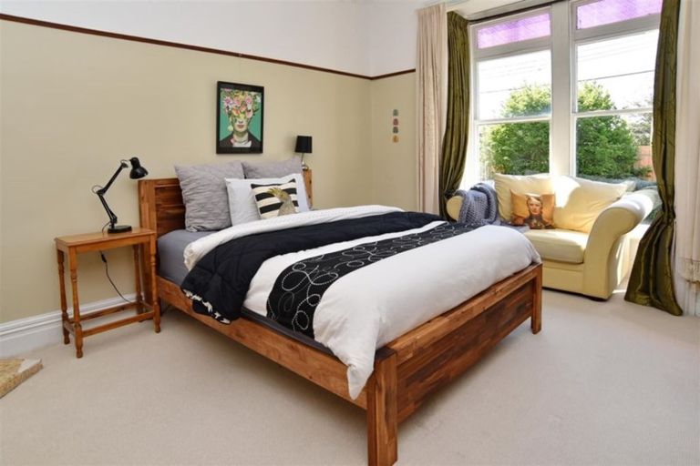 Photo of property in 30 Gresford Street, Edgeware, Christchurch, 8013