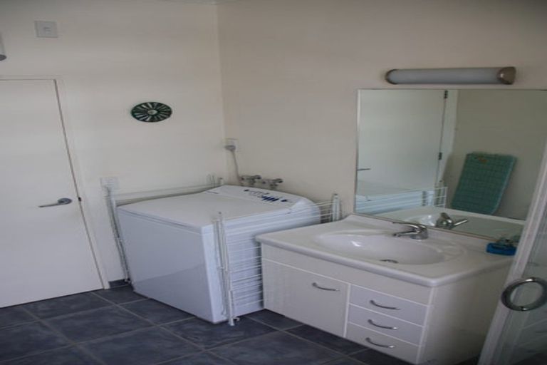 Photo of property in Edward Street Apartments, 41/3 Edward Street, Te Aro, Wellington, 6011