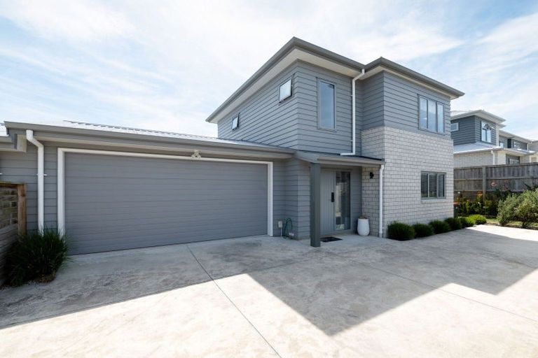 Photo of property in 46u2 North Ridge Drive, Rototuna North, Hamilton, 3281