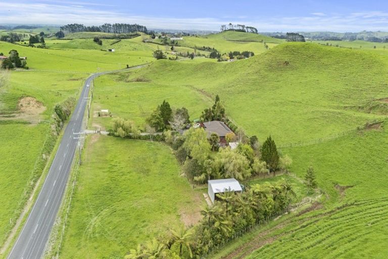 Photo of property in 863 Tarata Road, Kaimata, Inglewood, 4387