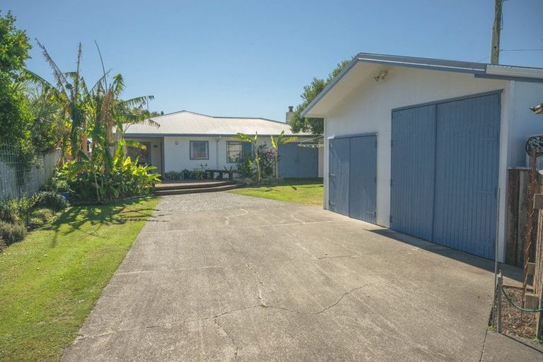 Photo of property in 285 Clifton Road, Te Awanga, 4102