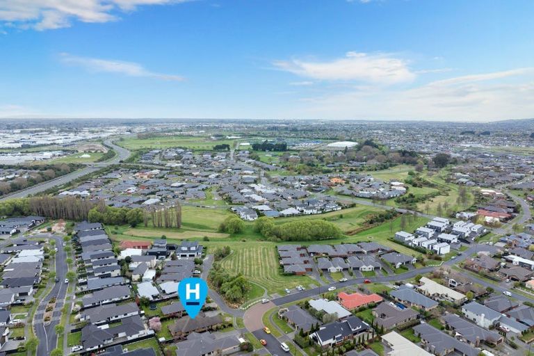 Photo of property in 24 Date Crescent, Aidanfield, Christchurch, 8025