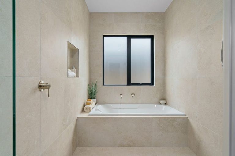 Photo of property in 9b Bourke Drive, Cambridge, 3434