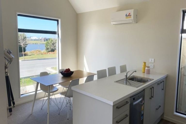 Photo of property in 25 Lakeside Drive, Pahurehure, Papakura, 2113