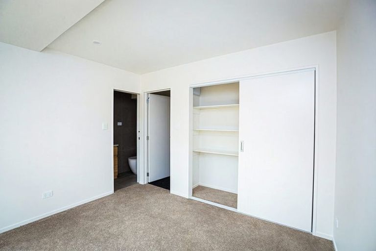 Photo of property in 145 Albany Highway, Unsworth Heights, Auckland, 0632
