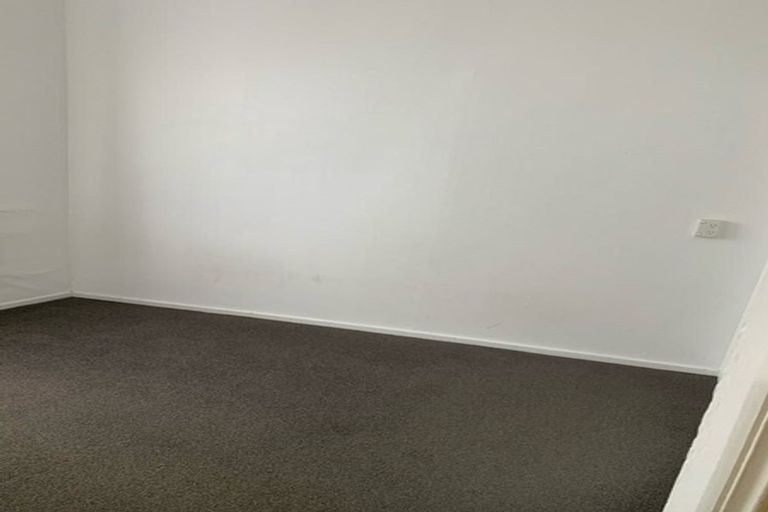 Photo of property in 33 Constable Street, Newtown, Wellington, 6021