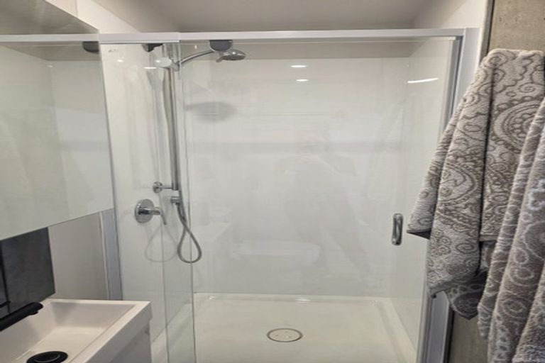 Photo of property in 2 Moncrieff Street, Mount Victoria, Wellington, 6011